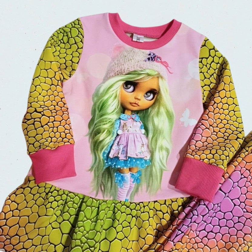 Colourful leisure suits for girls